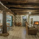 La Casa Del Diezmo De La Montana