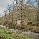 La Casa Del Diezmo De La Montana Country house Redondo