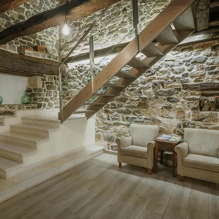 La Casa Del Diezmo De La Montana Country house Redondo
