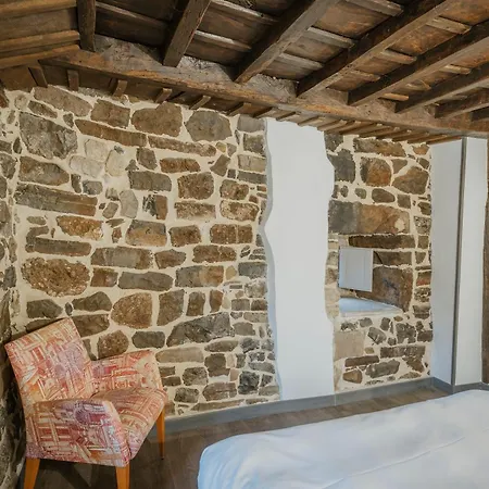 La Casa Del Diezmo De La Montana Redondo
