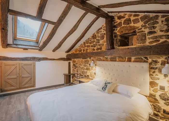 Casa de Campo La Casa Del Diezmo De La Montana Redondo