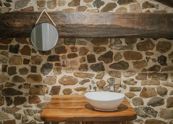 Casa de Campo La Casa Del Diezmo De La Montana *