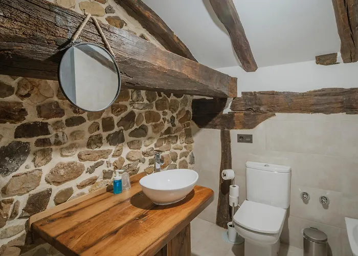 La Casa Del Diezmo De La Montana