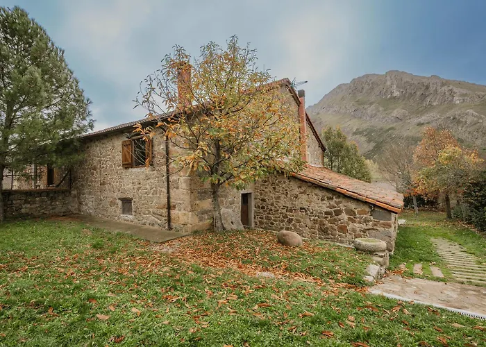 La Casa Del Diezmo De La Montana